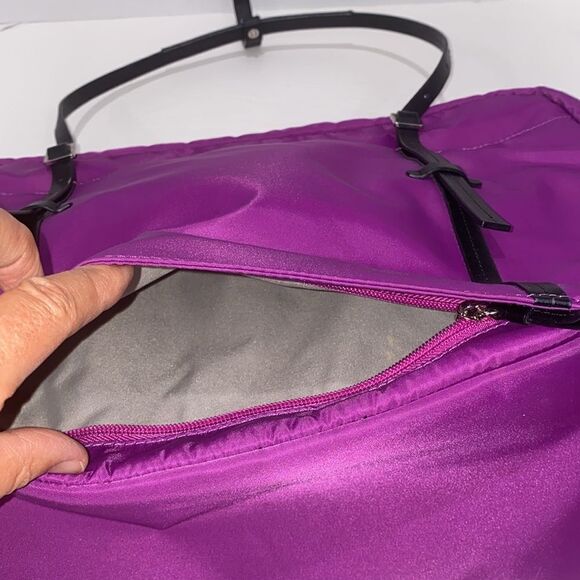 Victorinox Victoria Divine Laptop Boarding Tote Swiss Army Laptop Bag Fuchsia - Picture 16 of 17